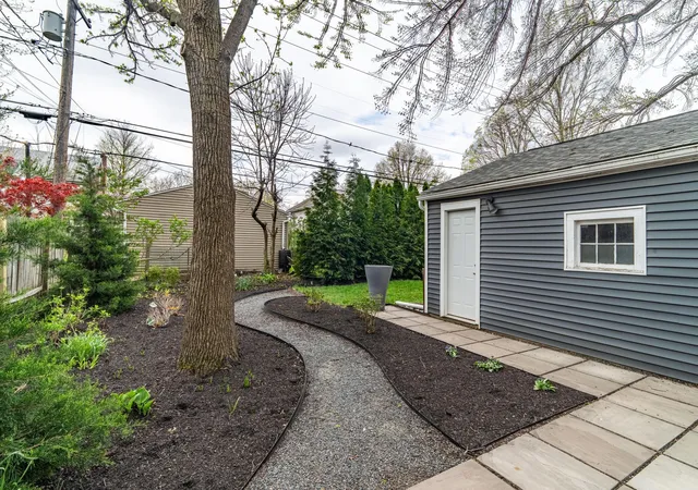 Homes for sale in Columbus, OH | 361 E Dunedin Rd, Columbus, OH 43214 | MLS# 226012141