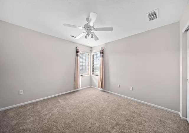 Listing Photo 2 - Condo for sale in building located at 394 Charlescarn Dr, Powell, OH 43065 - Unit #