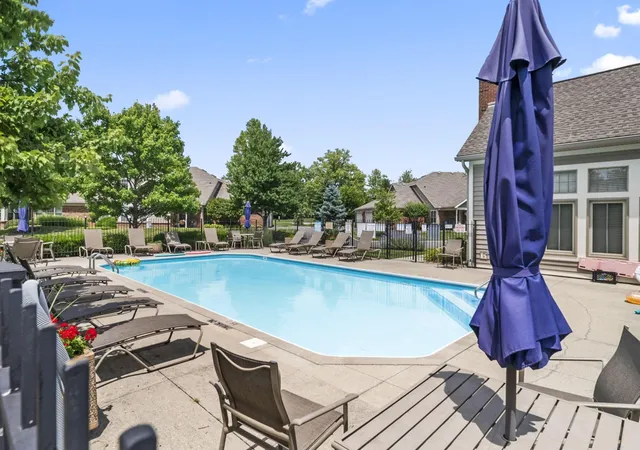3rd image of 394 Charlescarn Dr, Powell, OH 43065 | MLS# 226013959