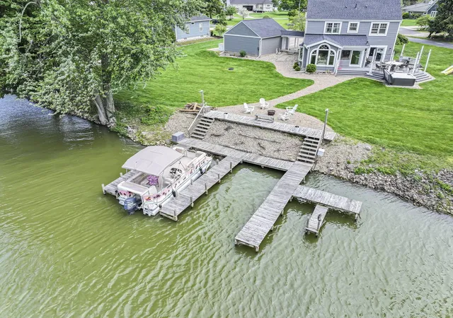 2nd image of 118 Sprague Dr, Hebron, OH 43025 | MLS# 226014703