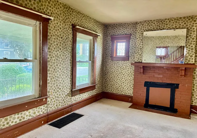 Photo 2 of Single family home for sale at 160 Winner Ave, Columbus, OH 43203 | MLS# 226025542 | Listing updated on 2026-09-14