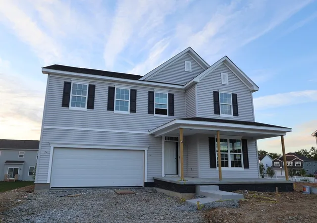 1st image of 4618 Pinnacle Quarry Dr, Grove City, OH 43123 | MLS# 226012430