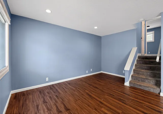 Photo 3 of Sale Pending at 429 S Harris Ave, Columbus, OH 43204 | MLS# 226012551 | Listing updated on 2026-10-01