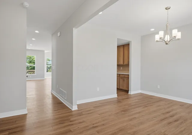 4th image of 8725 Martin Ln, Plain City, OH 43064 | MLS# 226012629