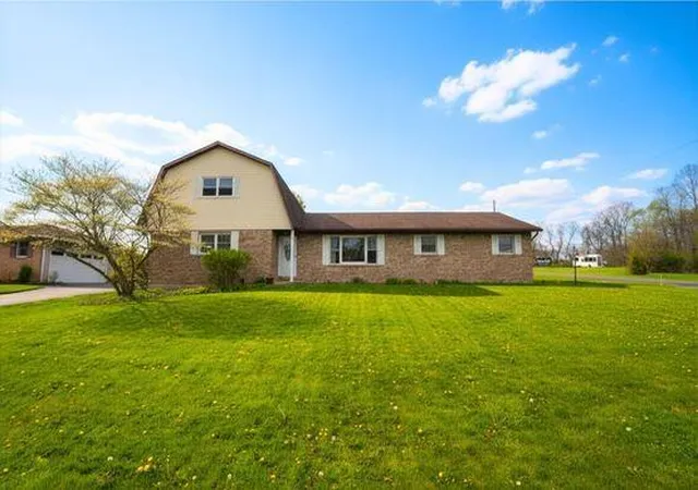 Photo 1 of Single family home for sale at 2485 Sheridan Dr, Lancaster, OH 43130 | MLS# 226012922 | Listing updated on 2026-09-14