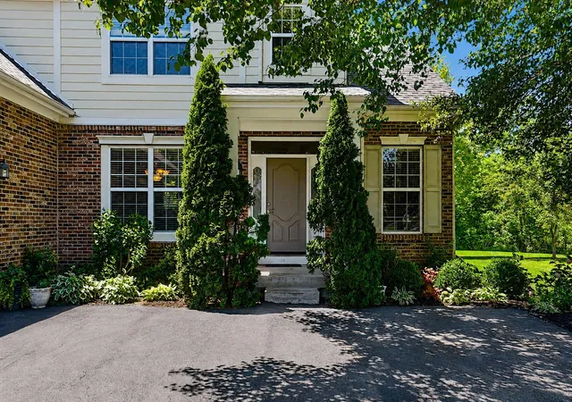 5th image of 8582 Maple Leaf Ct, Powell, OH 43065 | MLS# 226018426