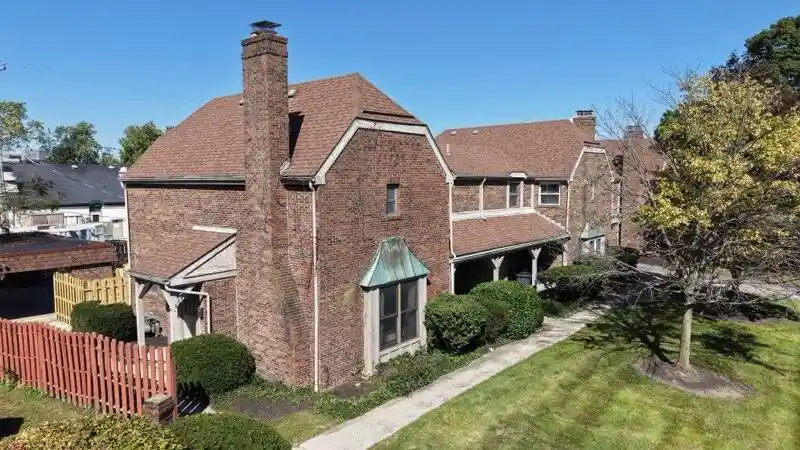 Listing Photo 1 - Condo for sale in 4545 Sandringham Dr located at 4545 Sandringham Dr, Columbus, OH 43220 - Unit 4545 Sandringham Dr