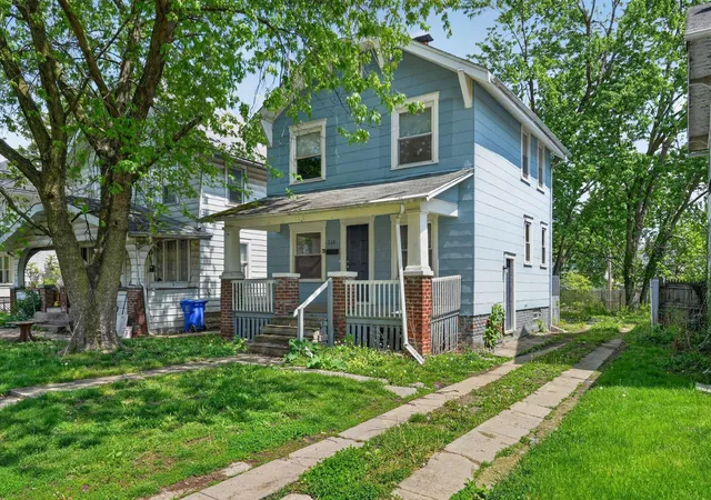 Homes for sale in Columbus, OH | 212 N Ogden Ave, Columbus, OH 43204 | MLS# 226014967