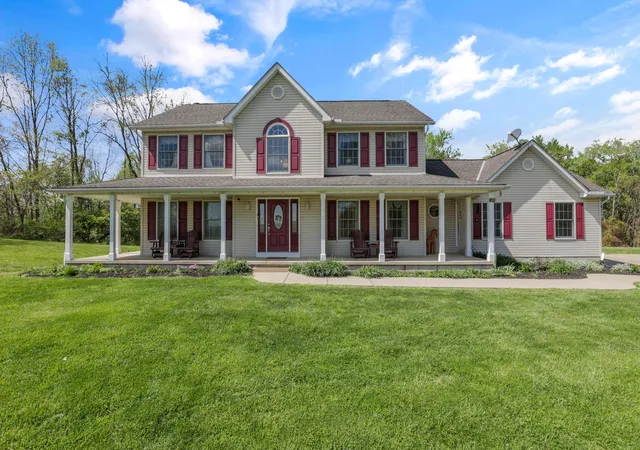 Homes for sale in Logan, OH | 36050 Smith Chapel Rd, Logan, OH 43138 | MLS# 226013041