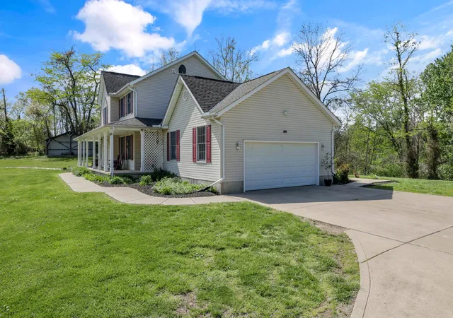 Homes for sale in Logan, OH | 36050 Smith Chapel Rd, Logan, OH 43138 | MLS# 226013041