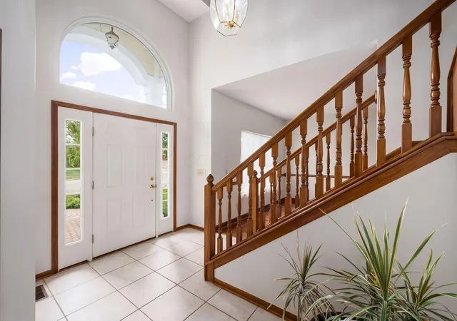 Photo 4 of Single family home for sale at 4305 Charles Ct, Hilliard, OH 43026 | MLS# 226028262 | Listing updated on 2026-10-07