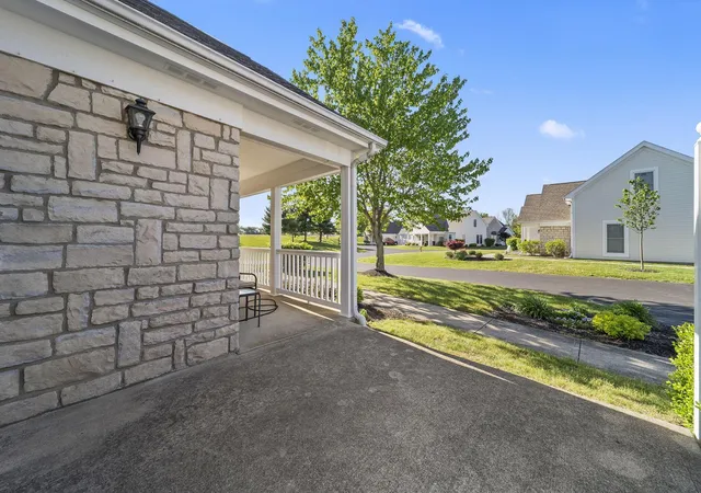 Homes for sale in Circleville, OH | 1291 Stratford Ct, Circleville, OH 43113 | MLS# 226013120