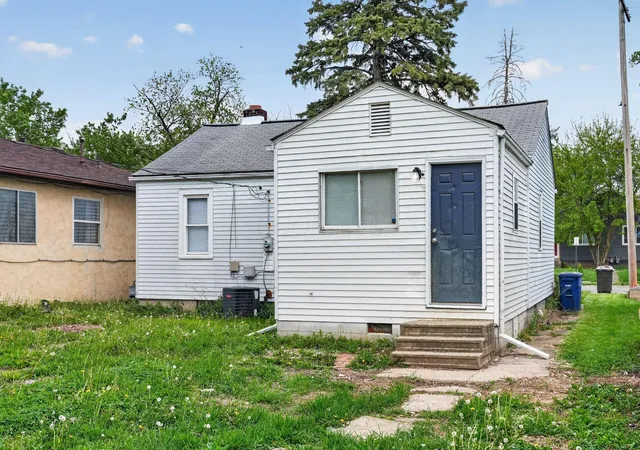 Homes for sale in Columbus, OH | 2899 Mcguffey Rd, Columbus, OH 43224 | MLS# 226013682
