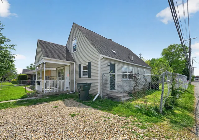 Homes for sale in Columbus, OH | 771 S Hampton Rd, Columbus, OH 43227 | MLS# 226015005
