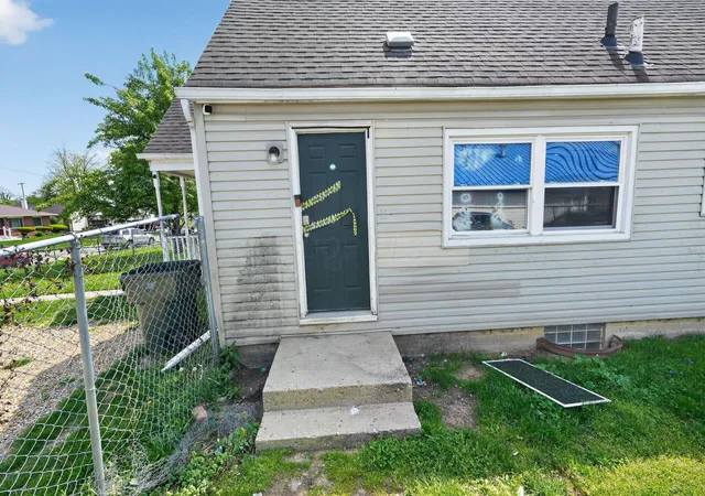 Homes for sale in Columbus, OH | 771 S Hampton Rd, Columbus, OH 43227 | MLS# 226015005
