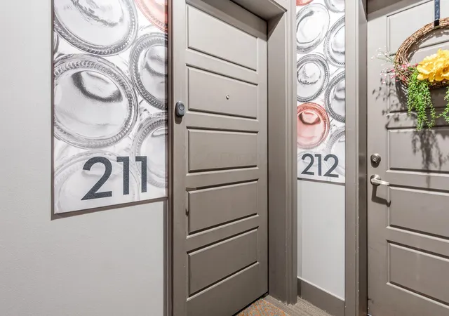 4th image of 570 S Front St #211, Columbus, OH 43215 | MLS# 226013322