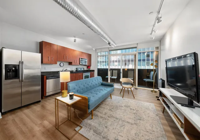 2nd image of 100 E Gay St #501, Columbus, OH 43215 | MLS# 226013174