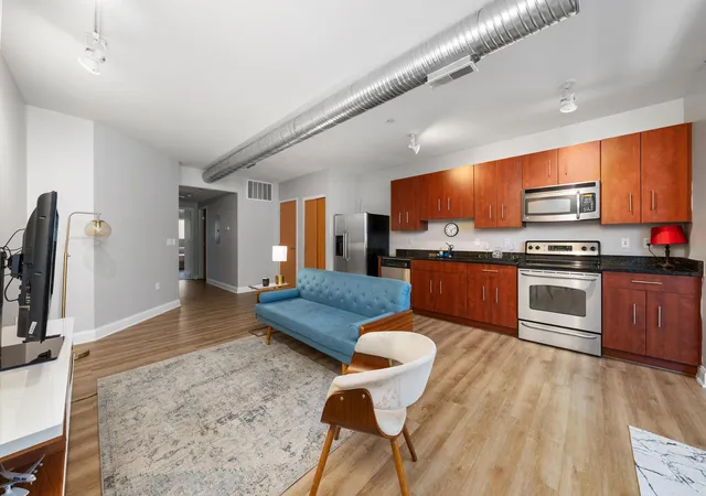 5th image of 100 E Gay St, Columbus, OH 43215