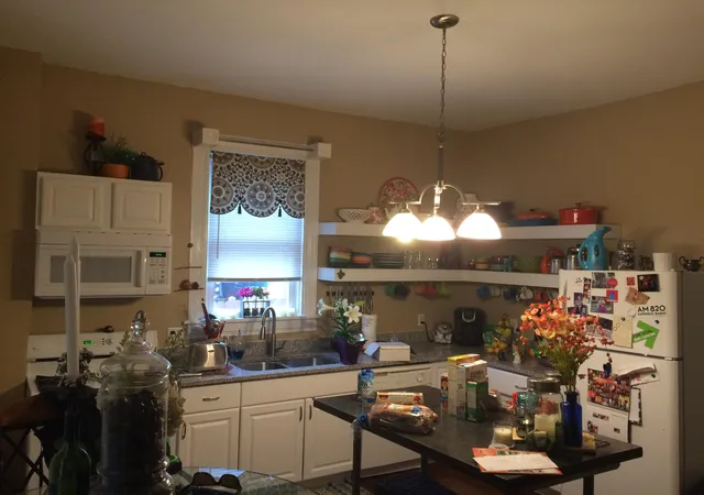 Listing Photo 2 - Condo for sale in building located at 1441-1443 Hunter Ave, Columbus, OH 43201