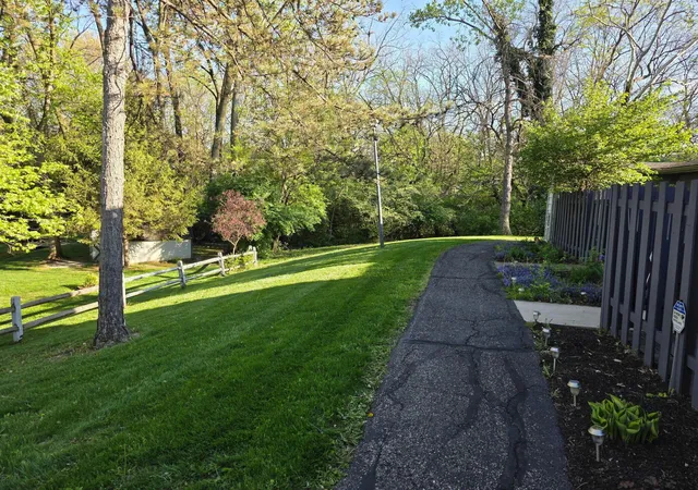 Homes for sale in Columbus, OH | 717 Cherry Hollow Road, Columbus, OH 43228 | Houzeo