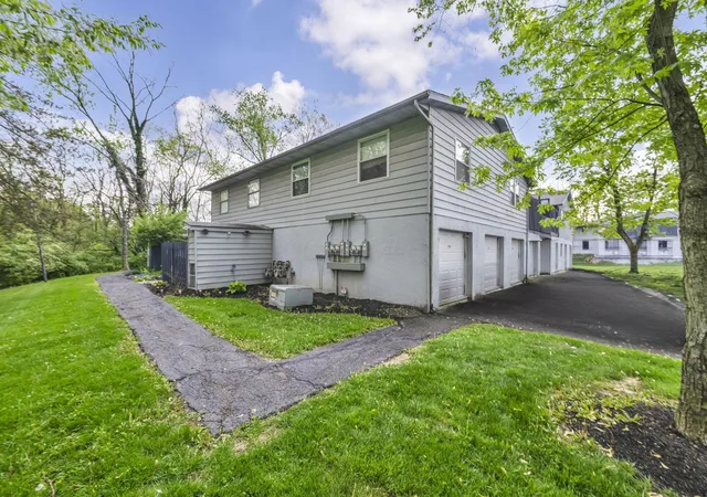 Homes for sale in Columbus, OH | 717 Cherry Hollow Rd #B, Columbus, OH 43228 | MLS# 226013384