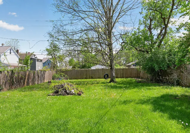 Homes for sale in Columbus, OH | 2448 Parkwood Ave, Columbus, OH 43211 | MLS# 226013750