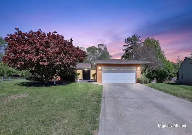 Photo 3 of Sale Pending at 846 Stinson Ct, Columbus, OH 43214 | MLS# 226013429 | Listing updated on 2026-08-31