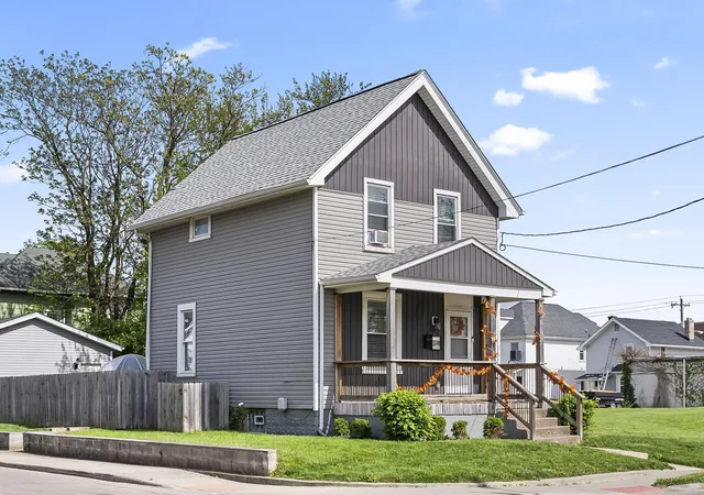 3rd image of 374 N Champion Ave, Columbus, OH 43203 | MLS# 226013430