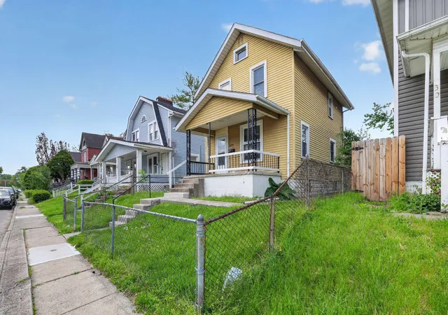 Homes for sale in Columbus, OH | 313 S Ogden Ave, Columbus, OH 43204 | MLS# 226014995