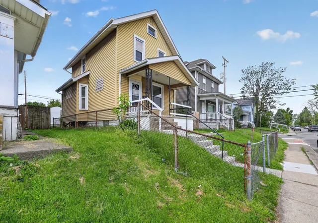 Homes for sale in Columbus, OH | 313 S Ogden Ave, Columbus, OH 43204 | MLS# 226014995