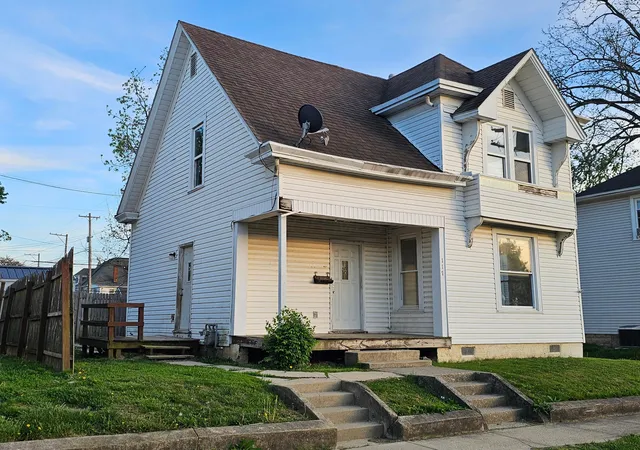 3rd image of 117 W Paint St, Washington Court House, OH 43160 | MLS# 226013453