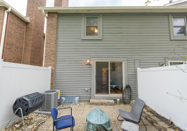 Listing Photo 2 - Condo for sale in building located at 7759 Sharlene Dr, Dublin, OH 43016