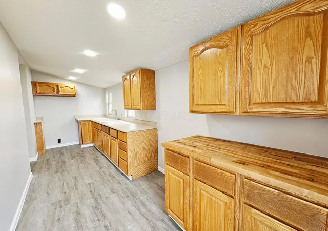 Homes for sale in Bloomingburg, OH | 30 Market St, Bloomingburg, OH 43106 | MLS# 226013574
