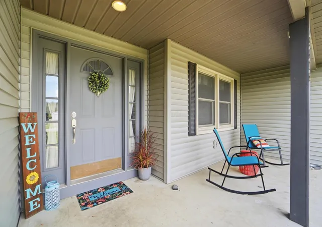 4th image of 3475 Kenerly St, Springfield, OH 45502 | MLS# 226013853