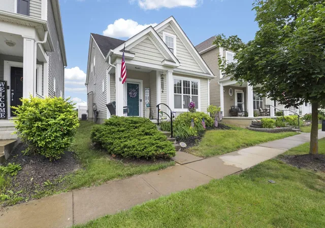 Single family home for sale at 7911 Ashenden Dr, Blacklick, OH 43004 | MLS# 226023915