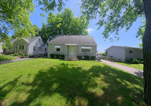 Homes for sale in Columbus, OH | 3384 Dresden St, Columbus, OH 43224 | MLS# 226014099