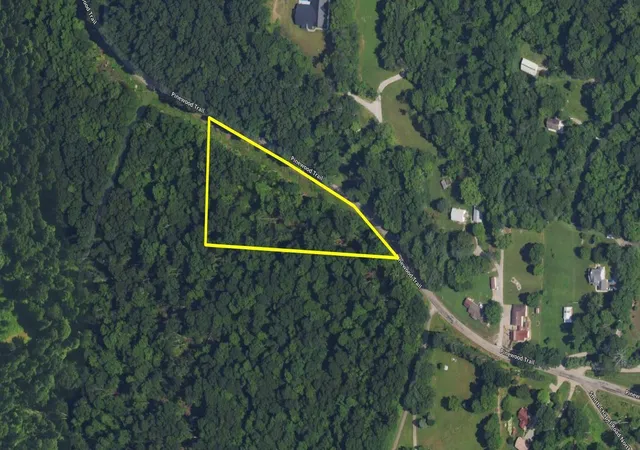 Homes for sale in Newark, OH | 14040 Pinewood Trail Rd Ne, Newark, OH 43055 | MLS# 226014030