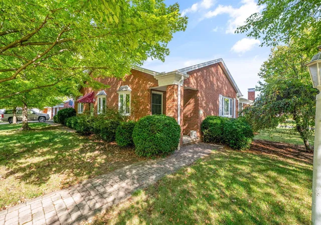 Photo 1 of Multi family home for sale at 1840 Ardleigh, Columbus, OH 43221 | MLS# 226027632 | Listing updated on 2026-09-01