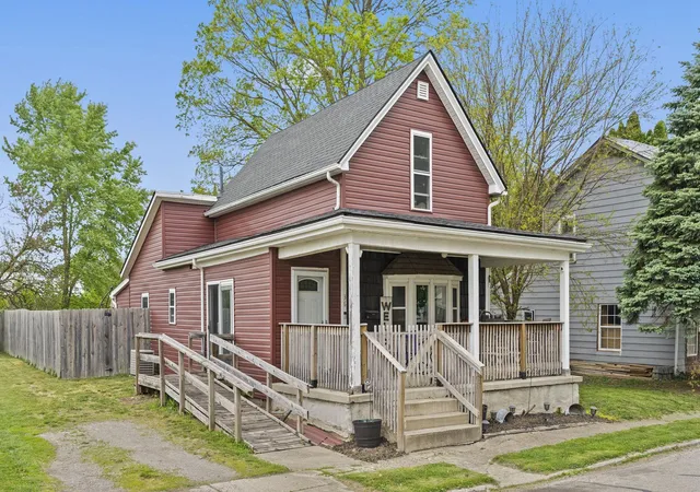 Homes for sale in Mechanicsburg, OH | 36 Oak St, Mechanicsburg, OH 43044 | MLS# 226014300