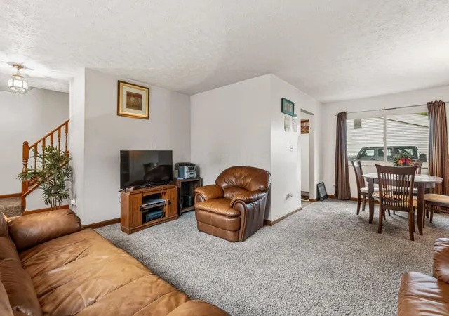 Homes for sale in Columbus, OH | 5203 Quincy Dr, Columbus, OH 43232 | MLS# 226014021