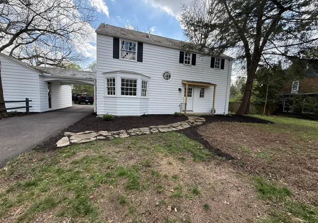 Photo 1 of Single family home for sale at 159 W Jeffrey Pl, Columbus, OH 43214 | MLS# 226027676 | Listing updated on 2026-09-29