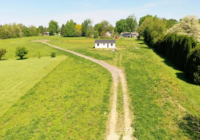 29th image of 342 W Columbus Rd, South Charleston, OH 45368 | MLS# 226014435