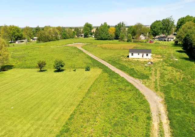 2nd image of 342 W Columbus Rd, South Charleston, OH 45368 | MLS# 226014435