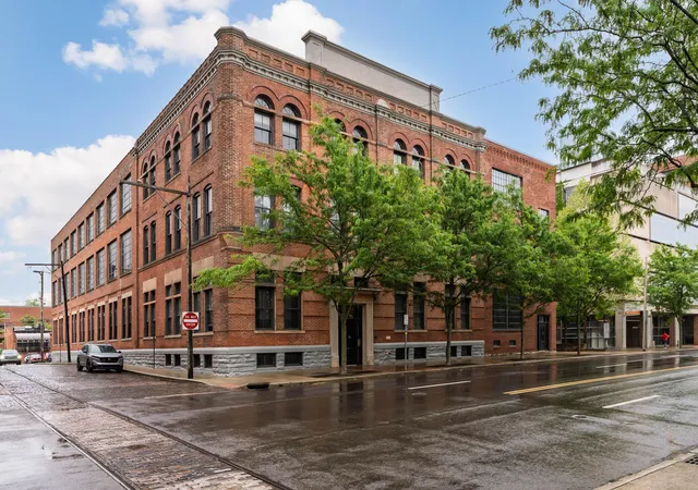 3rd image of 570 S Front St #114, Columbus, OH 43215 | MLS# 226015447