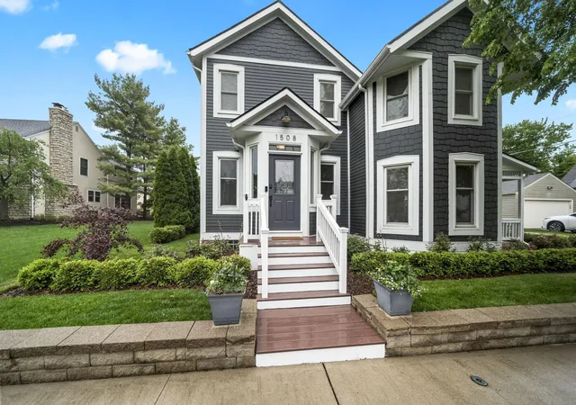 Homes for sale in Columbus, OH | 1508 Barrington Rd, Columbus, OH 43221 | MLS# 226016102