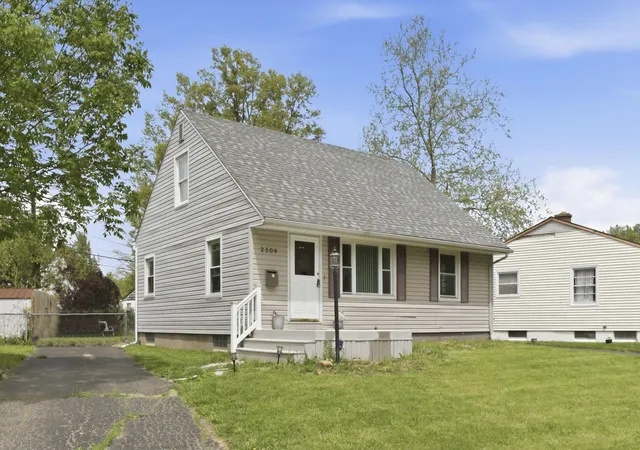Homes for sale in Columbus, OH | 2304 Ashley Dr, Columbus, OH 43224 | MLS# 226014579