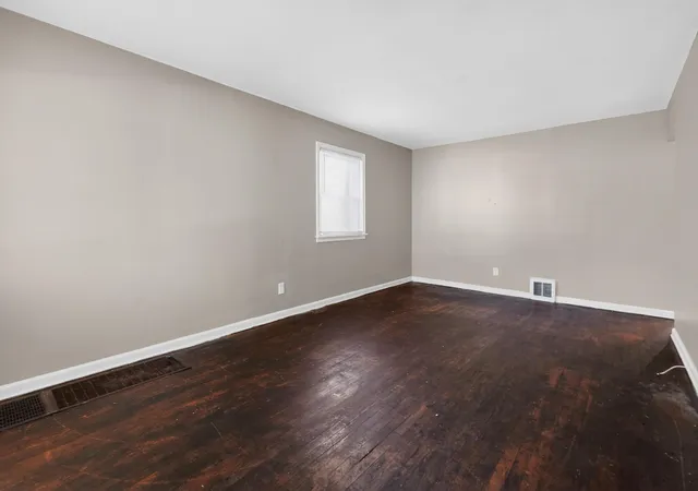 Homes for sale in Columbus, OH | 533 S Weyant Ave, Columbus, OH 43213 | MLS# 226016337