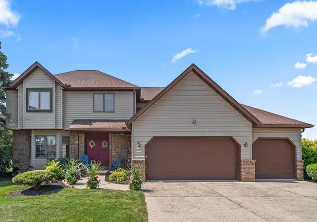 1st image of 1105 Blois Dr, Marion, OH 43302 | MLS# 226014790