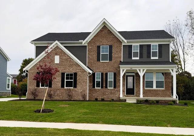 Photo 1 of Sale Pending at 1382 Hawthorne Pkwy, Grove City, OH 43123 | MLS# 226014319 | Listing updated on 2026-10-16