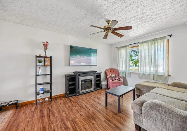 Photo 4 of Single family home for sale at 5120 Fairlane Rd, Columbus, OH 43207 | MLS# 226014366 | Listing updated on 2026-07-29